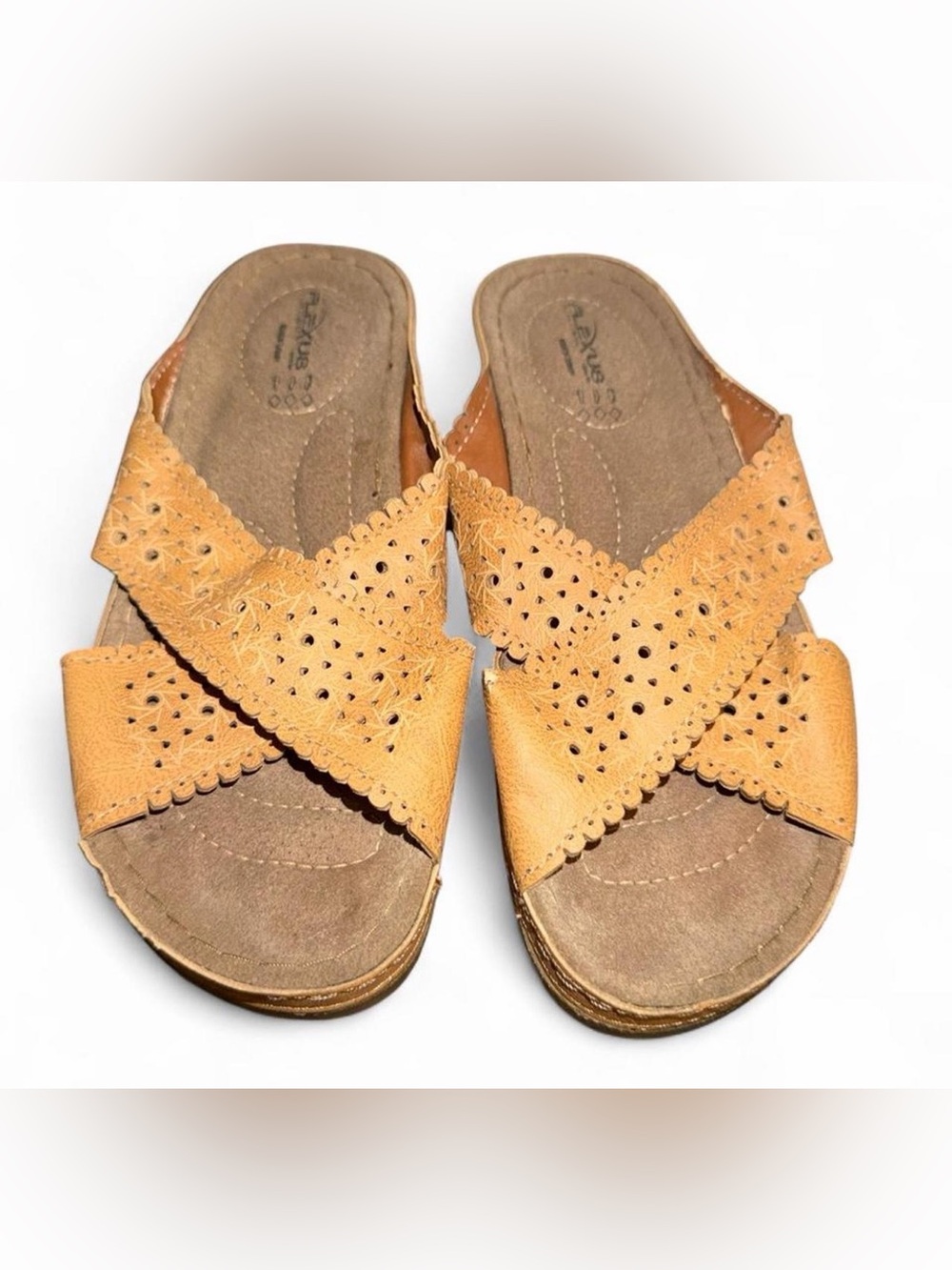 Flexus Women's Tan Leather Slide Sandals size 6